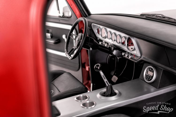 70_Ford_F100_Perry_StudioShots_RS-12