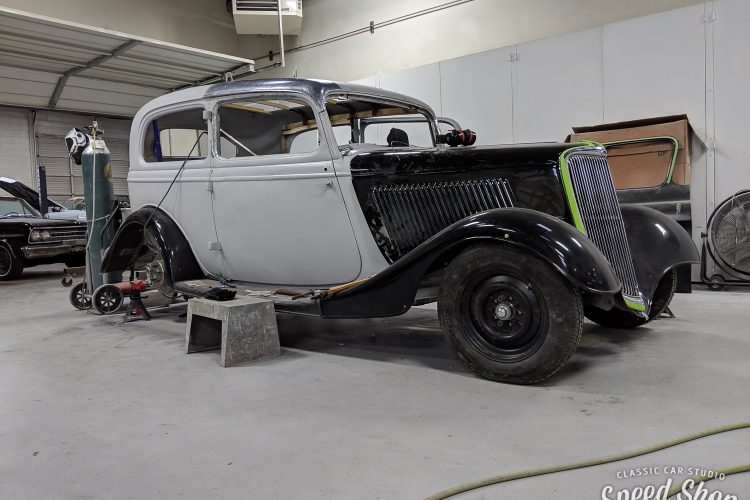 34_Ford-Build Photos-Early Shots-70