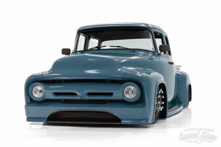 Kingpin • Classic Car Studio-11