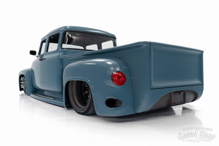 Kingpin • Classic Car Studio-13