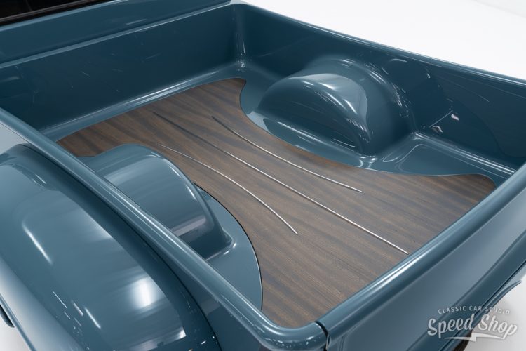 Kingpin • Classic Car Studio-20