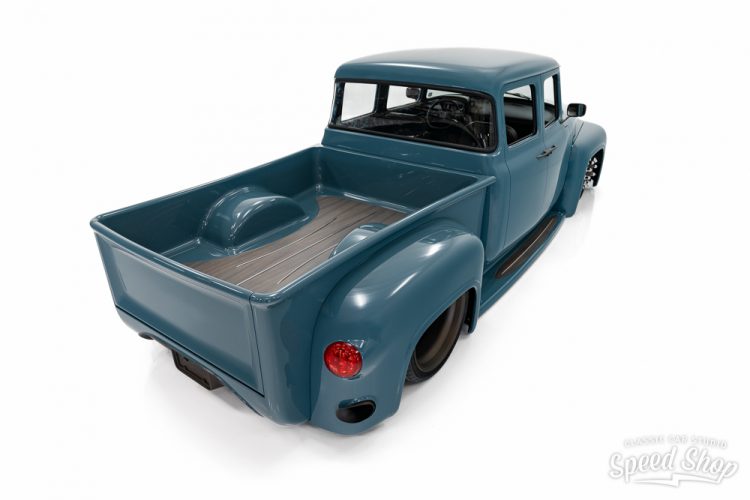 Kingpin • Classic Car Studio-27