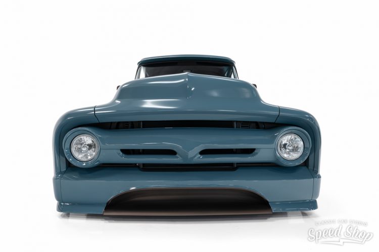 Kingpin • Classic Car Studio-3