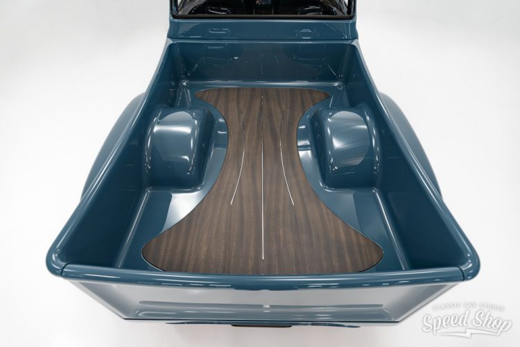 Kingpin • Classic Car Studio-32