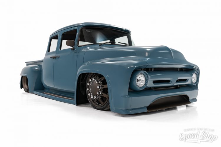 Kingpin • Classic Car Studio-33