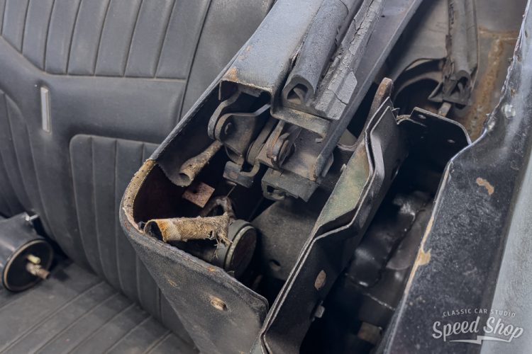 70 Chevelle Conv • Build • Classic Car Studio-21