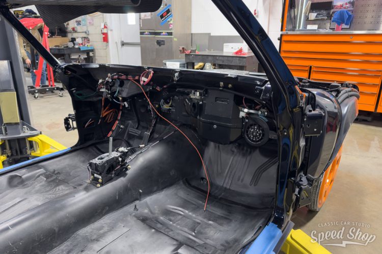 70 Chevelle Conv • Build • Classic Car Studio-521