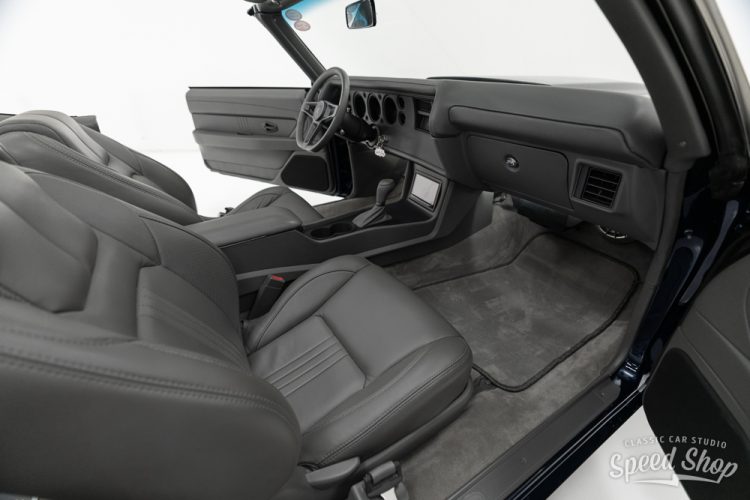 70 Chevelle Conv • Studio • Classic Car Studio-22