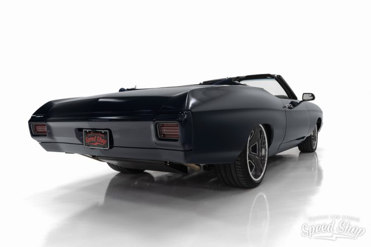 70 Chevelle Conv • Studio • Classic Car Studio-8