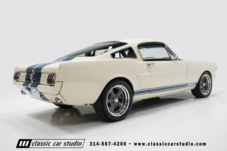 1966_ford_mustang-18