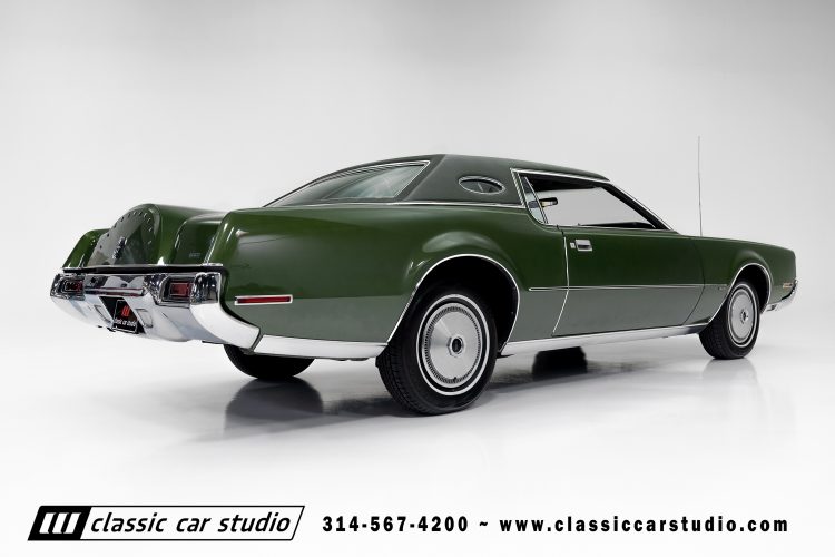 72_LincolnContinental_#2019-16
