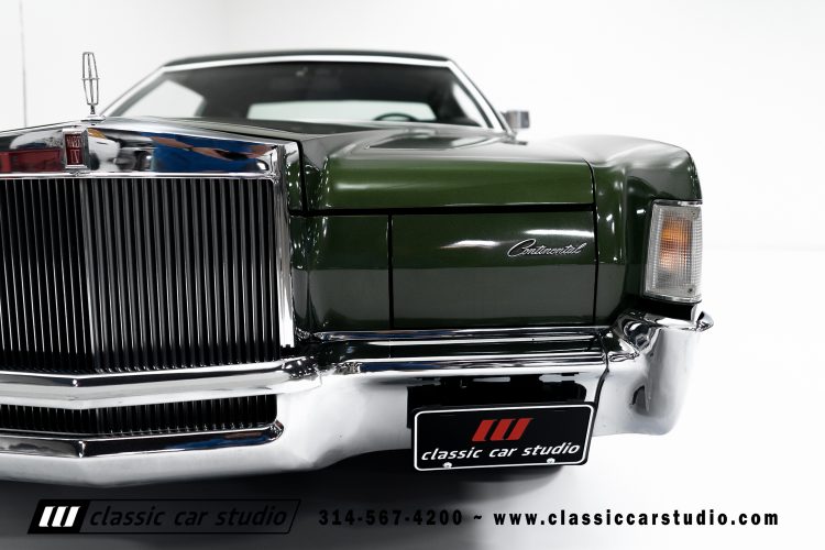 72_LincolnContinental_#2019-3