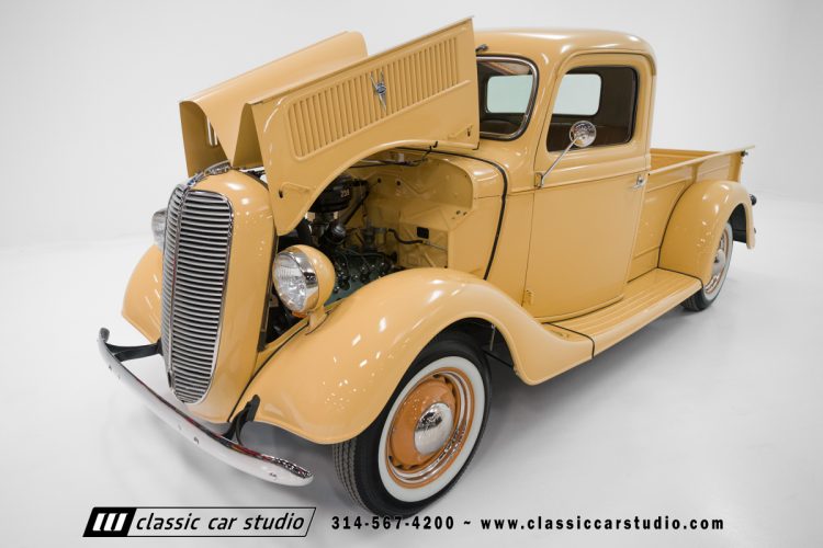 37_Ford_Pickup_2111-73