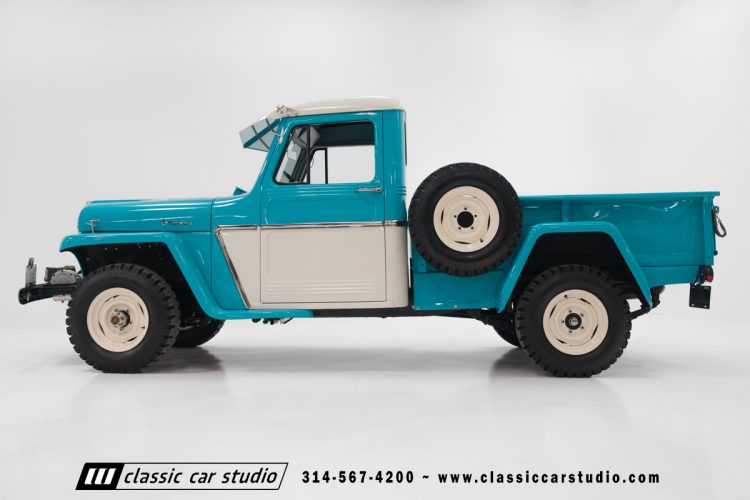 60_Willys_Jeep_Pickup_2100-18