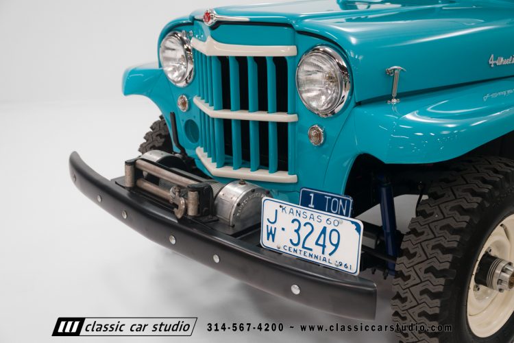 60_Willys_Jeep_Pickup_2100-8