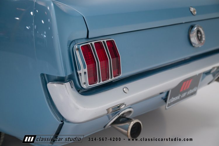 65_Ford_Mustang_2122-27
