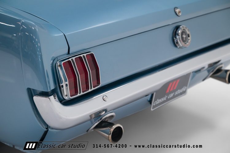 65_Ford_Mustang_2122-33