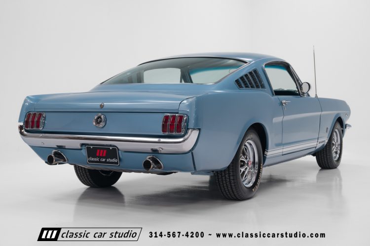 65_Ford_Mustang_2122-42