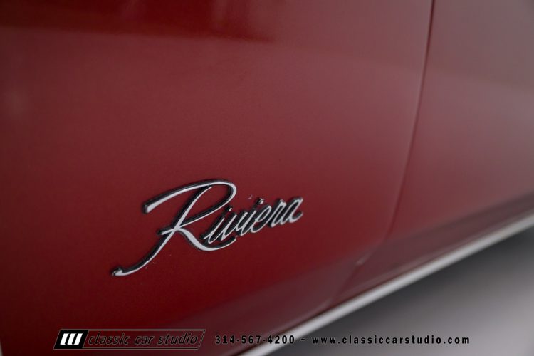 71_Buick_Riviera_2120-11