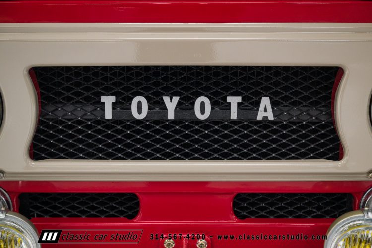 68_Toyota_FJ40_2130-18