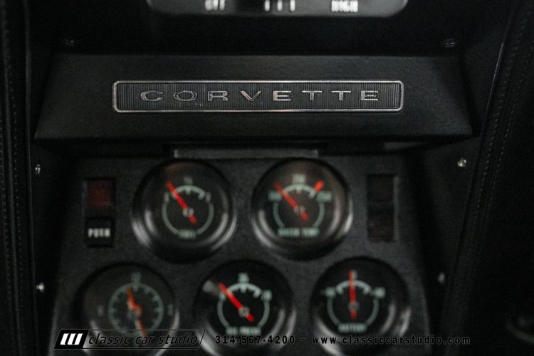 70_Chevrolet_Corvette_2127-69