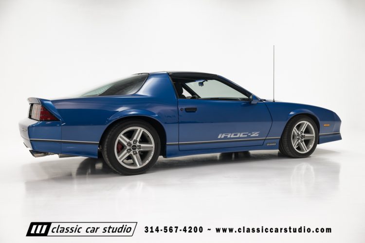 87_Chevy_IROC_Z_blue_2134_RS_22