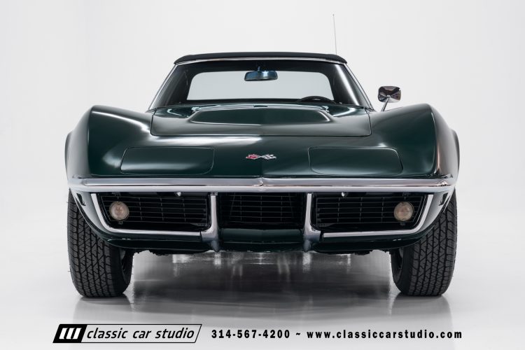 68_Chevrolet_Corvette_2146-15
