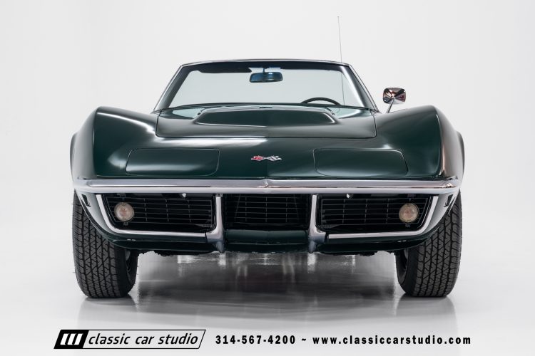 68_Chevrolet_Corvette_2146-3