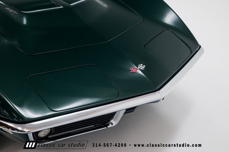 68_Chevrolet_Corvette_2146-97