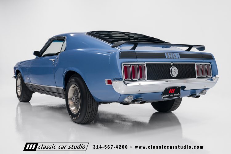 70_Ford_Mustang_Mach_1_2150-45