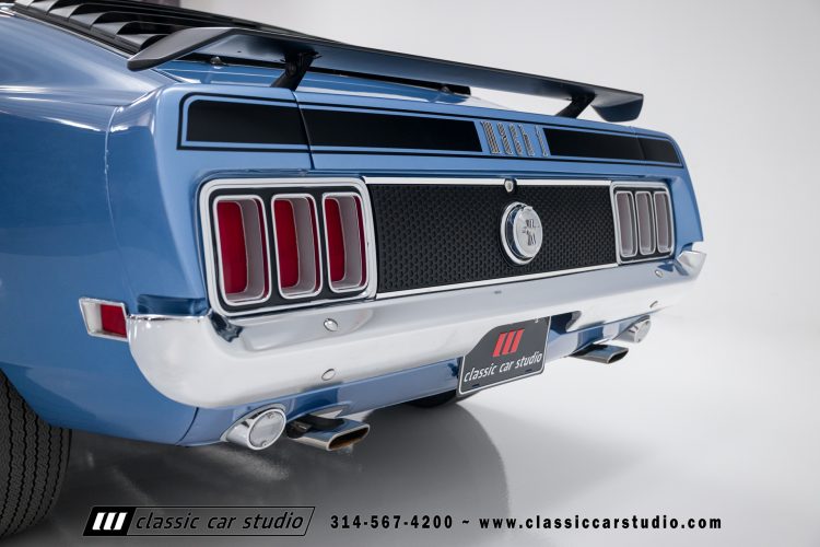 70_Ford_Mustang_Mach_1_2150-46