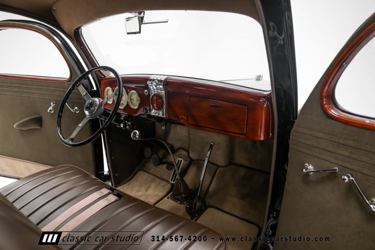 35_Ford_3-Window_Coupe_2210-101