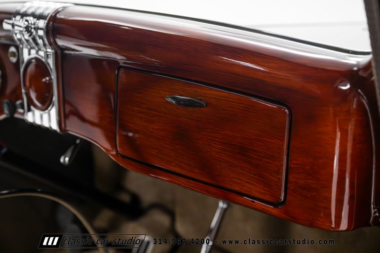 35_Ford_3-Window_Coupe_2210-103