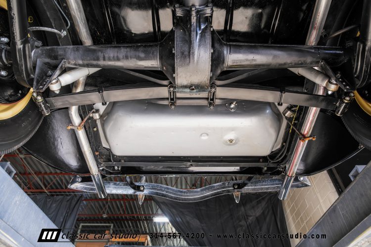 35_Ford_3-Window_Coupe_2210-143