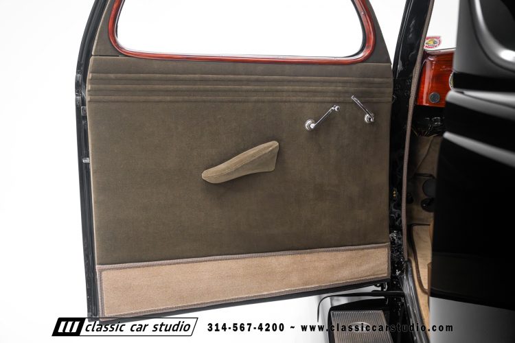 35_Ford_3-Window_Coupe_2210-85