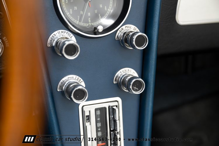 66_Chevrolet_Corvette_2238-116