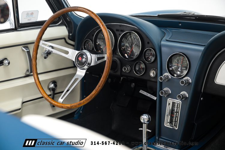 66_Chevrolet_Corvette_2238-120