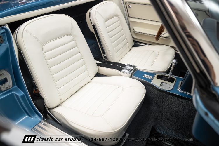 66_Chevrolet_Corvette_2238-123