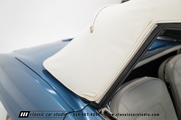 66_Chevrolet_Corvette_2238-13