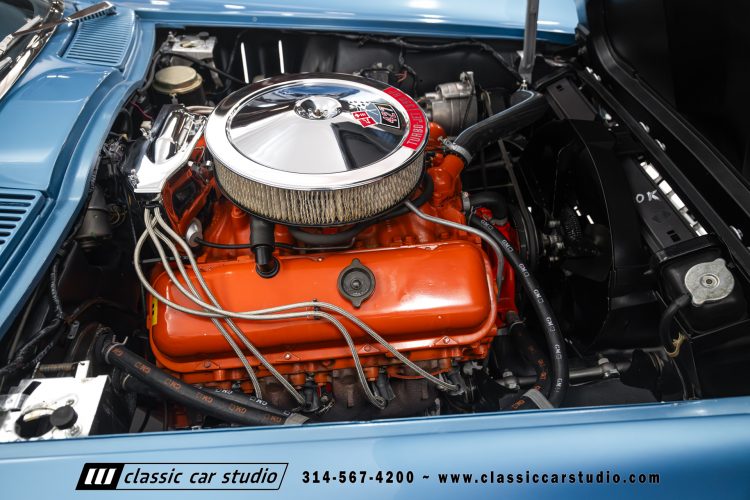 66_Chevrolet_Corvette_2238-135