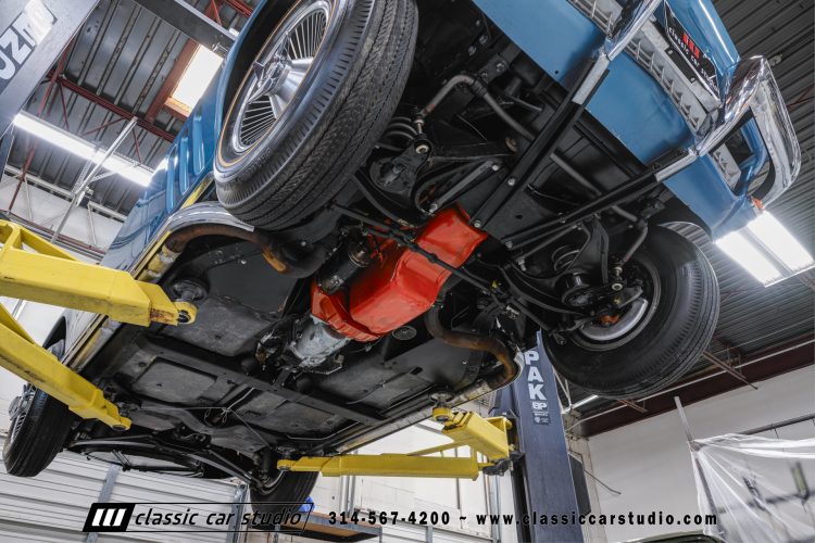 66_Chevrolet_Corvette_2238-142