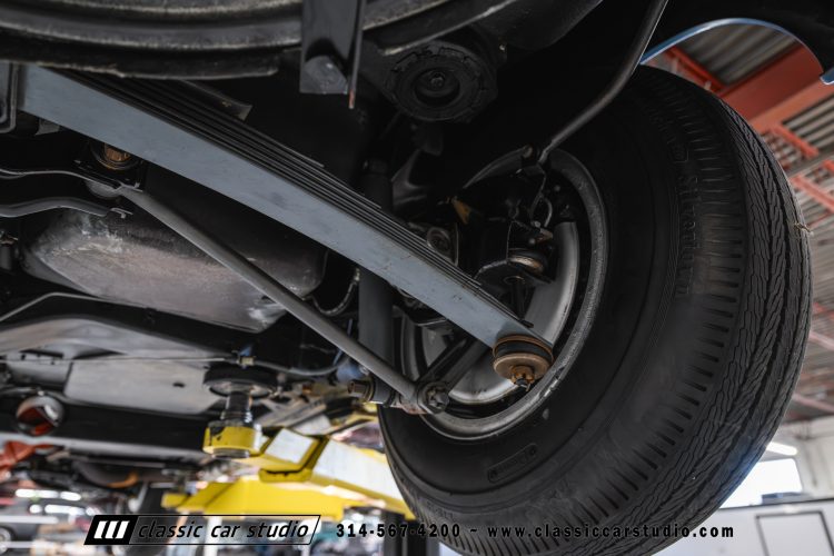 66_Chevrolet_Corvette_2238-160