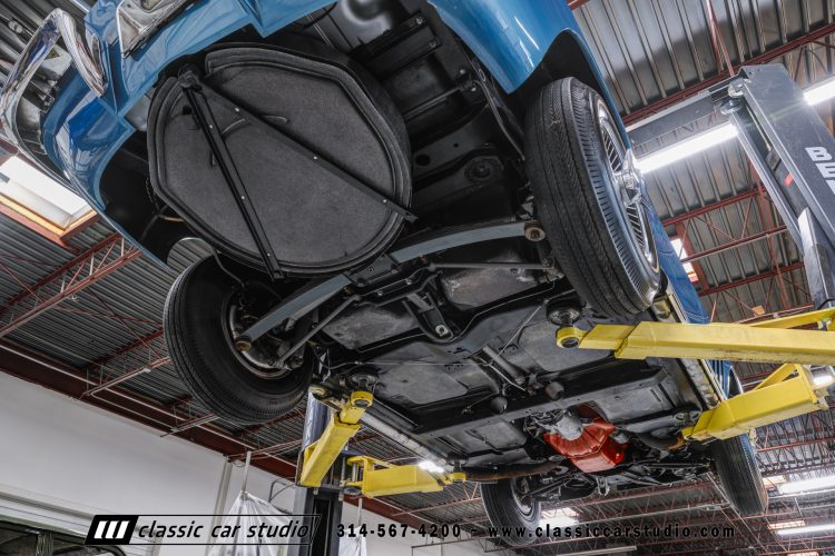 66_Chevrolet_Corvette_2238-165