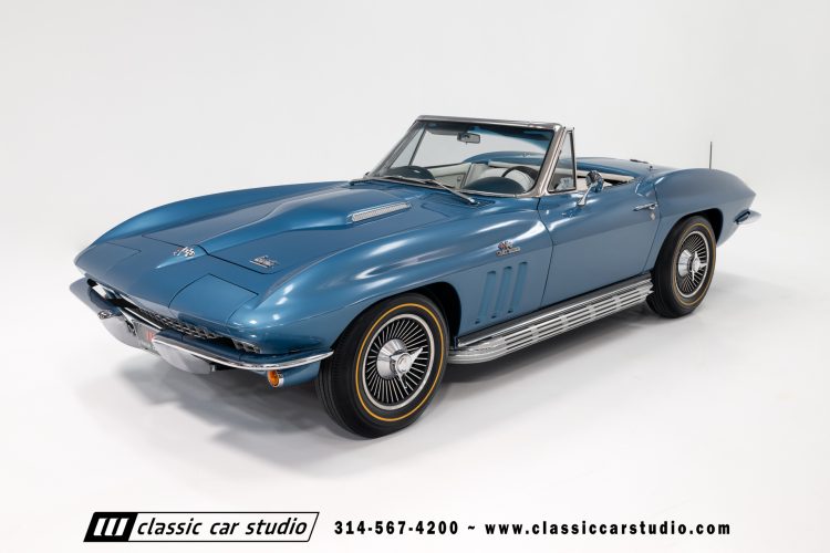 66_Chevrolet_Corvette_2238-17
