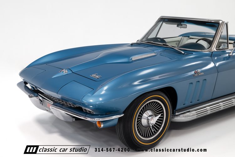 66_Chevrolet_Corvette_2238-18