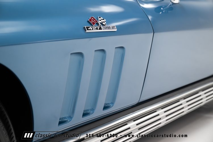 66_Chevrolet_Corvette_2238-36
