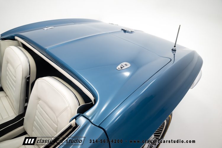 66_Chevrolet_Corvette_2238-47