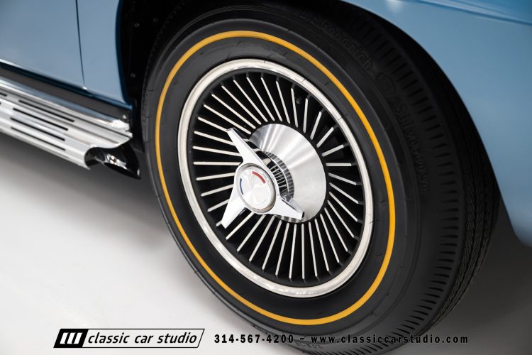 66_Chevrolet_Corvette_2238-51