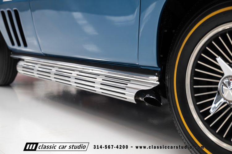 66_Chevrolet_Corvette_2238-52