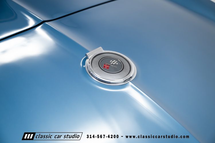 66_Chevrolet_Corvette_2238-54